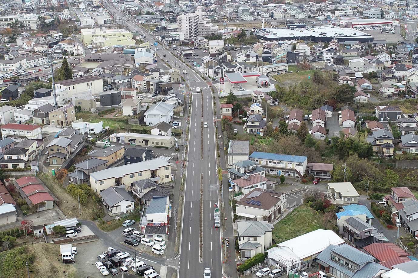 平晋建設株式会社施工事例 昭和二丁目八山田線 舗装修繕工事 施工前（終点側）